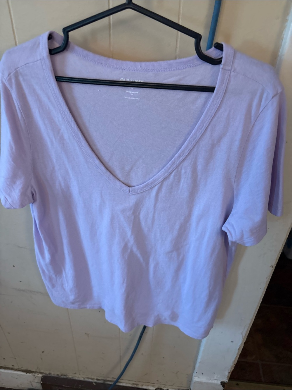 Old Navy Lilac V-Neck Short Sleeve Tee